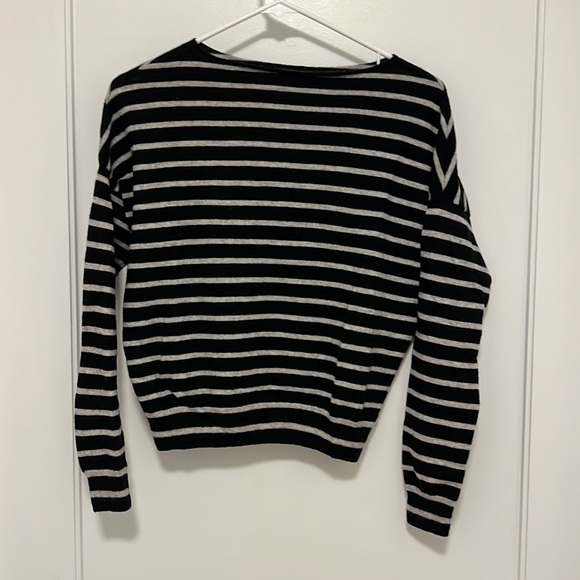 VINCE Cashmere Blend Boatneck Striped Sweater (XS) - Picture 2 of 2